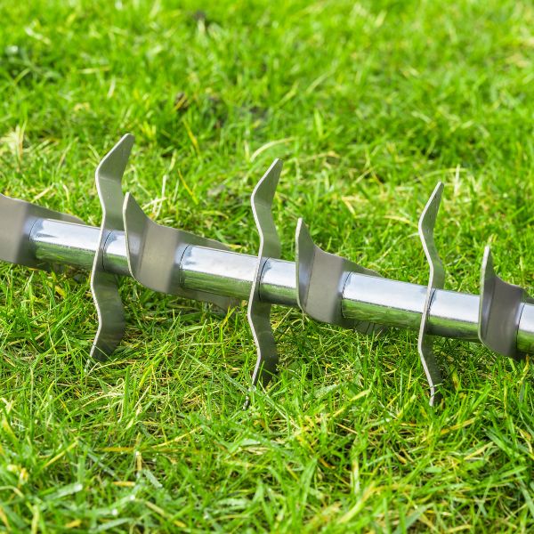 Lawn care Spriking, aeration